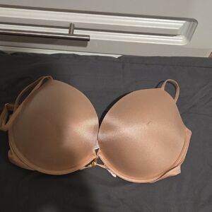 Victoria's secret push up bra NWT